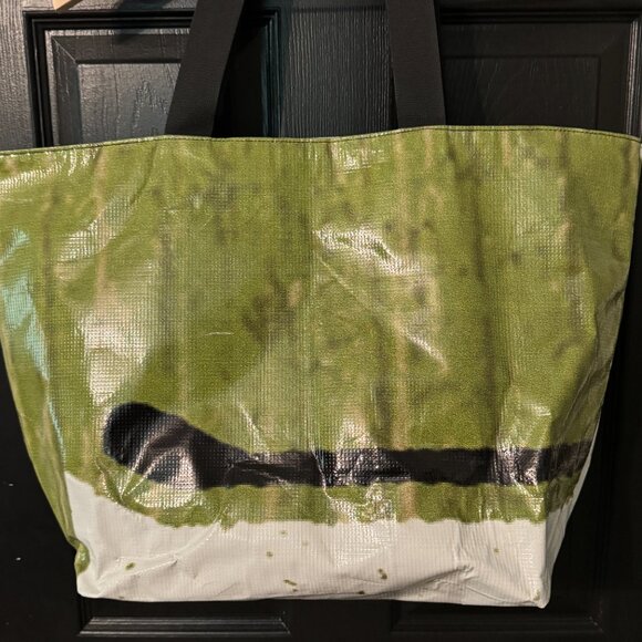 Rareform Recycled material tote bag green and black - Picture 2 of 3